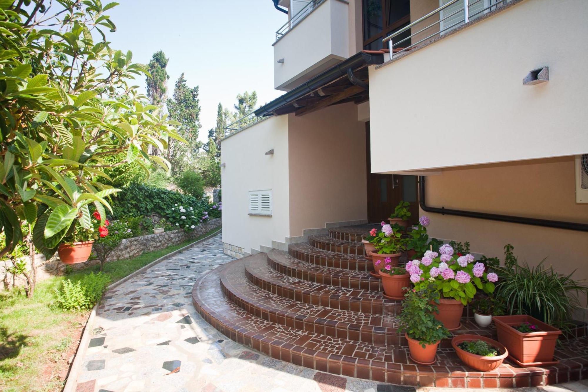 Bed & Breakfast Mario Krk Town Buitenkant foto